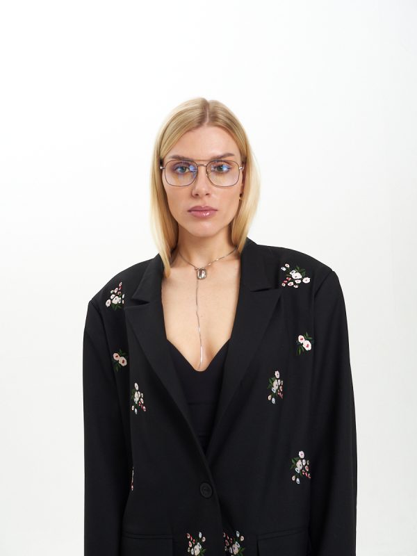 ЖАКЕТ - СКОРО В ПРОДАЖЕ