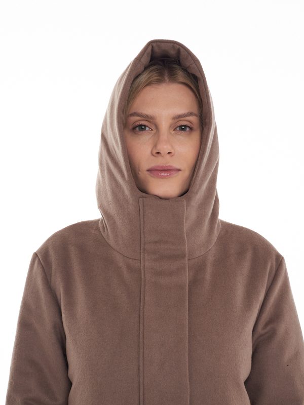 ПАЛЬТО - СКОРО В ПРОДАЖЕ