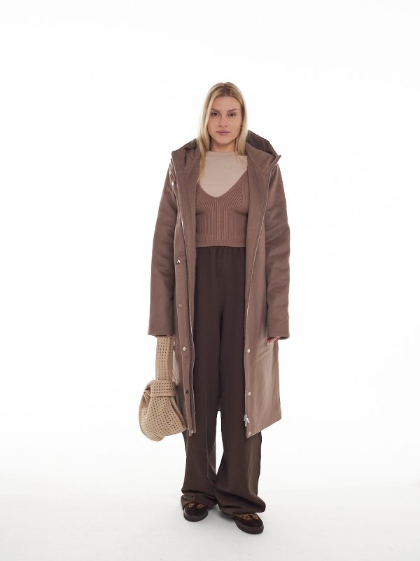 ПАЛЬТО - СКОРО В ПРОДАЖЕ