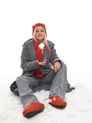 КУРТКА - СКОРО В ПРОДАЖЕ