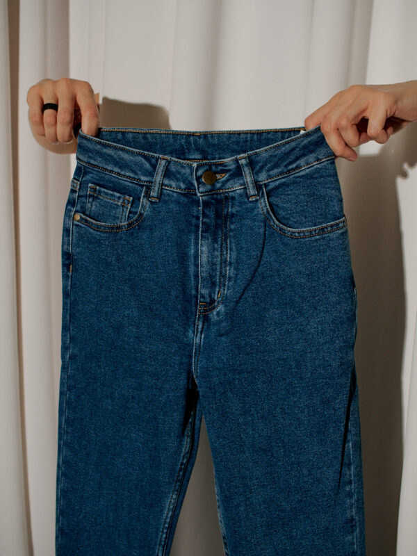 ДЖИНСЫ С ЭЛАСТАНОМ