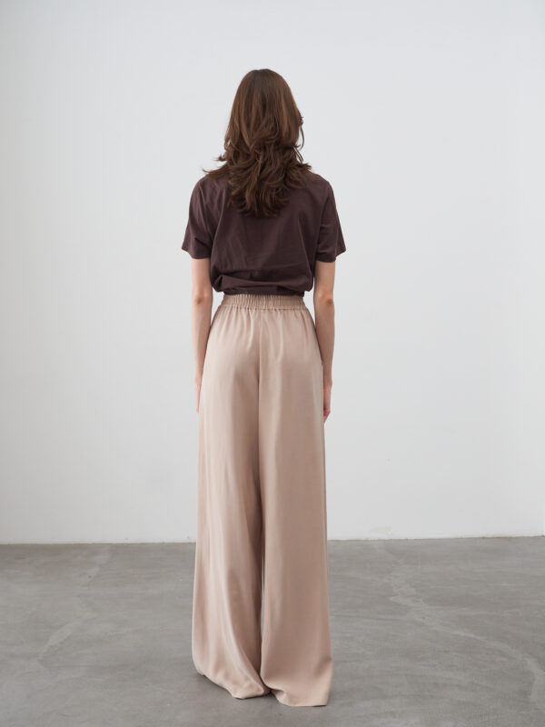 БРЮКИ - СКОРО В ПРОДАЖЕ